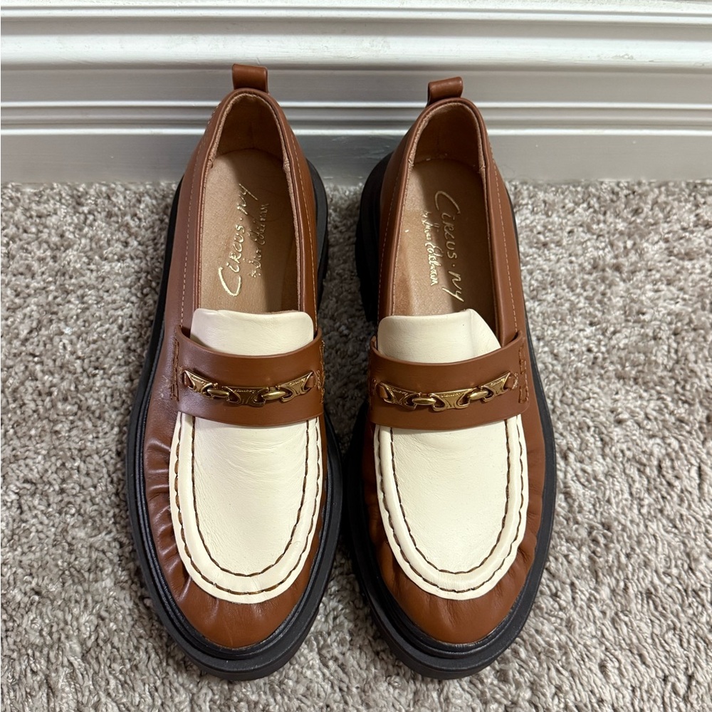 Circus by Sam Edelman Brown and Cream Loafers